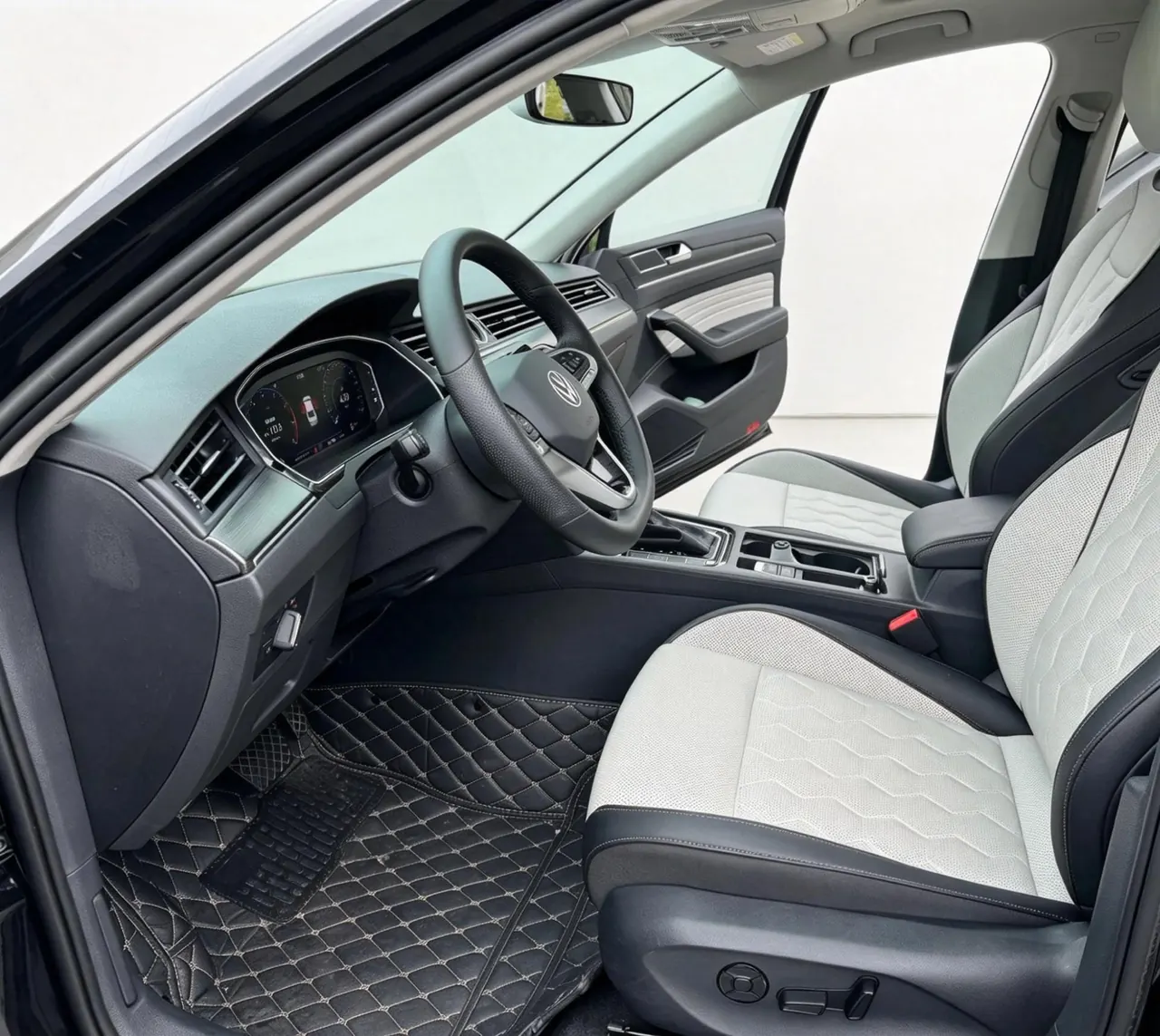Volkswagen 2026 Magotan 2.0TSI 380TSI 30 million selected luxury automatic gear 5