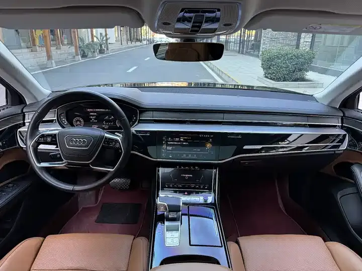 Audi A8 2024 A8L 50 TFSI quattro Selection 12