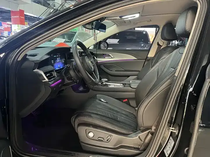 HongQi H5 2023 model 2.0T automatic Intelligent Connected Flag Comfort Edition 10