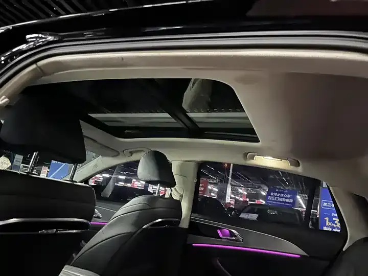 HongQi H5 2023 model 2.0T automatic Intelligent Connected Flag Comfort Edition 12