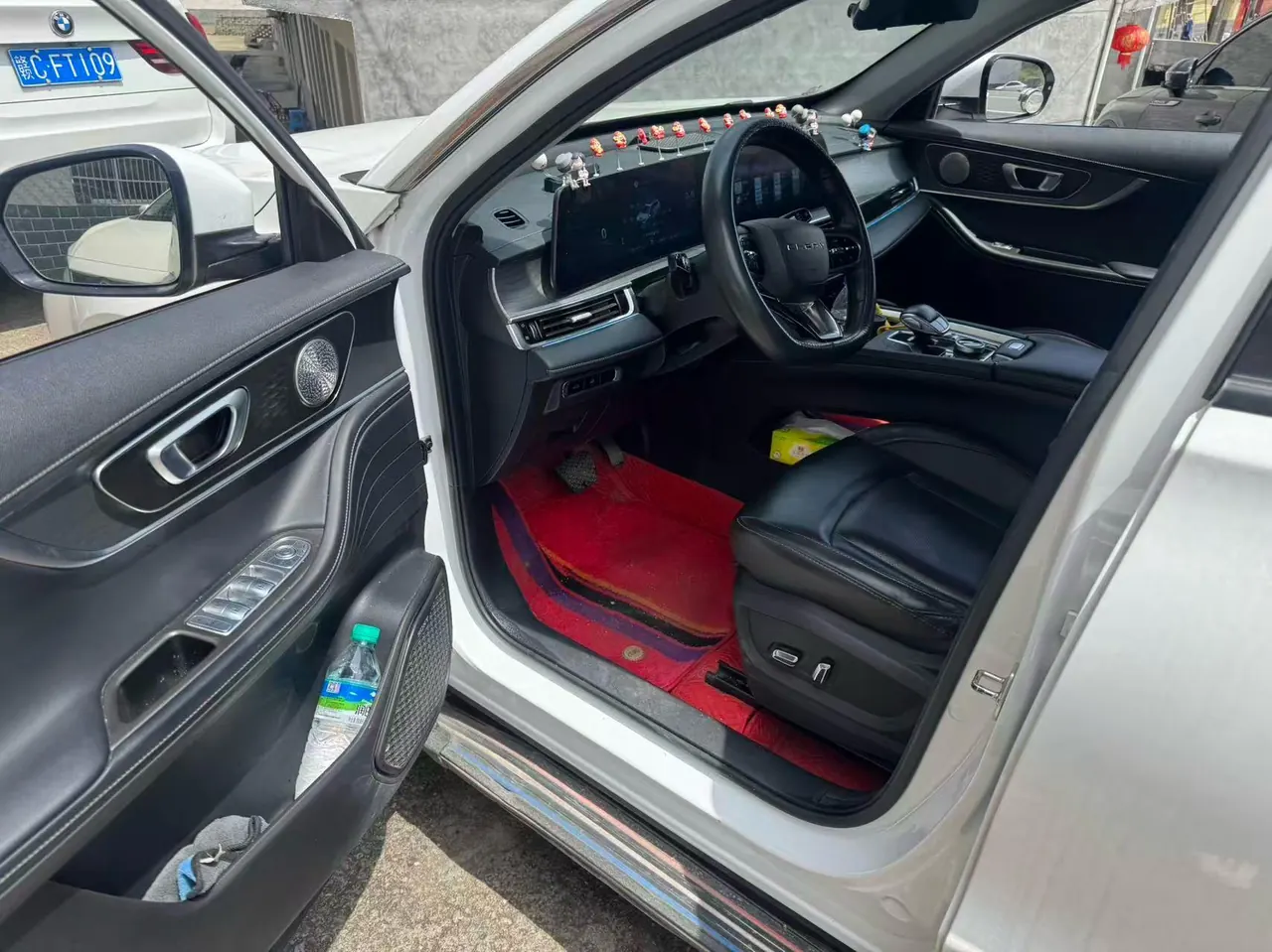 Chery 2022 Ruihu 8 PRO 1.6T 290T Two-Drive Sky Edition 5-seat Automatic Gear 2