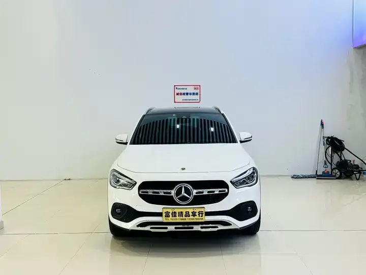 Mercedes Benz GLA 2023 GLA 200 2
