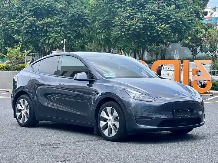 Model Y 2022 long-range all-wheel drive 3