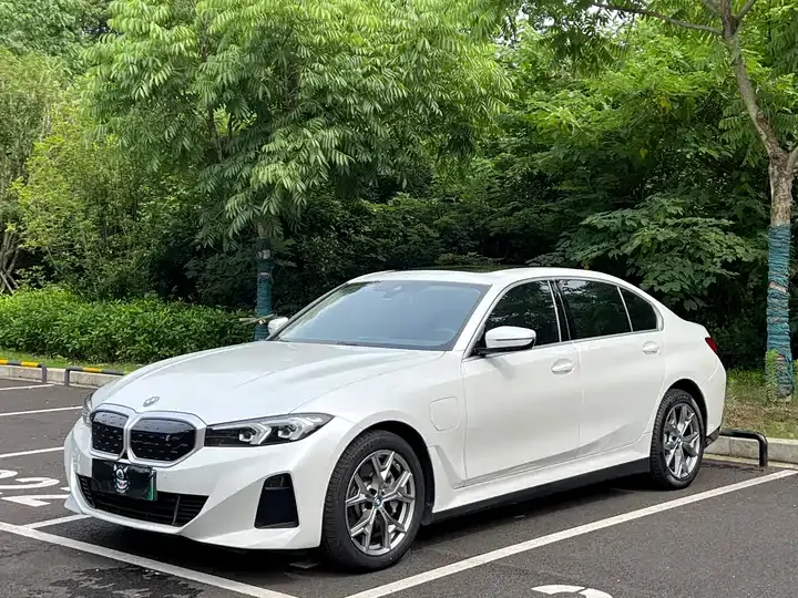 BMW i3 2022 eDrive 35 L - View 1