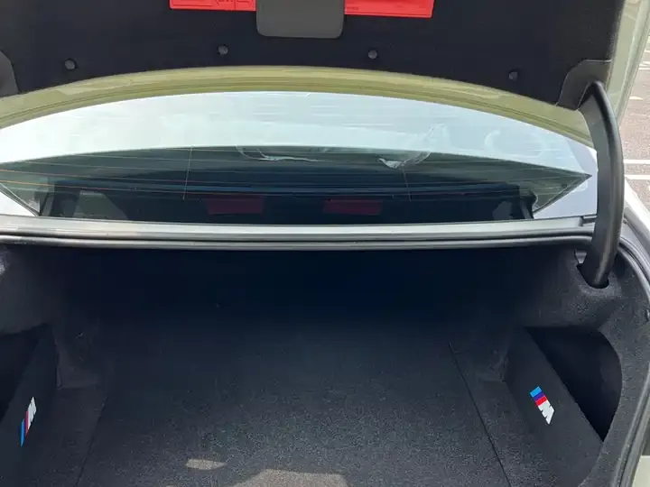 BMW i3 2022 eDrive 35 L 11
