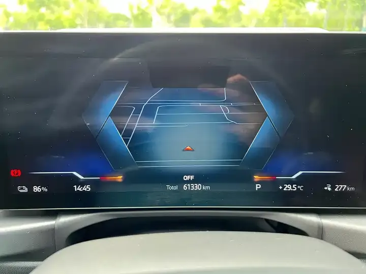 BMW i3 2022 eDrive 35 L 12