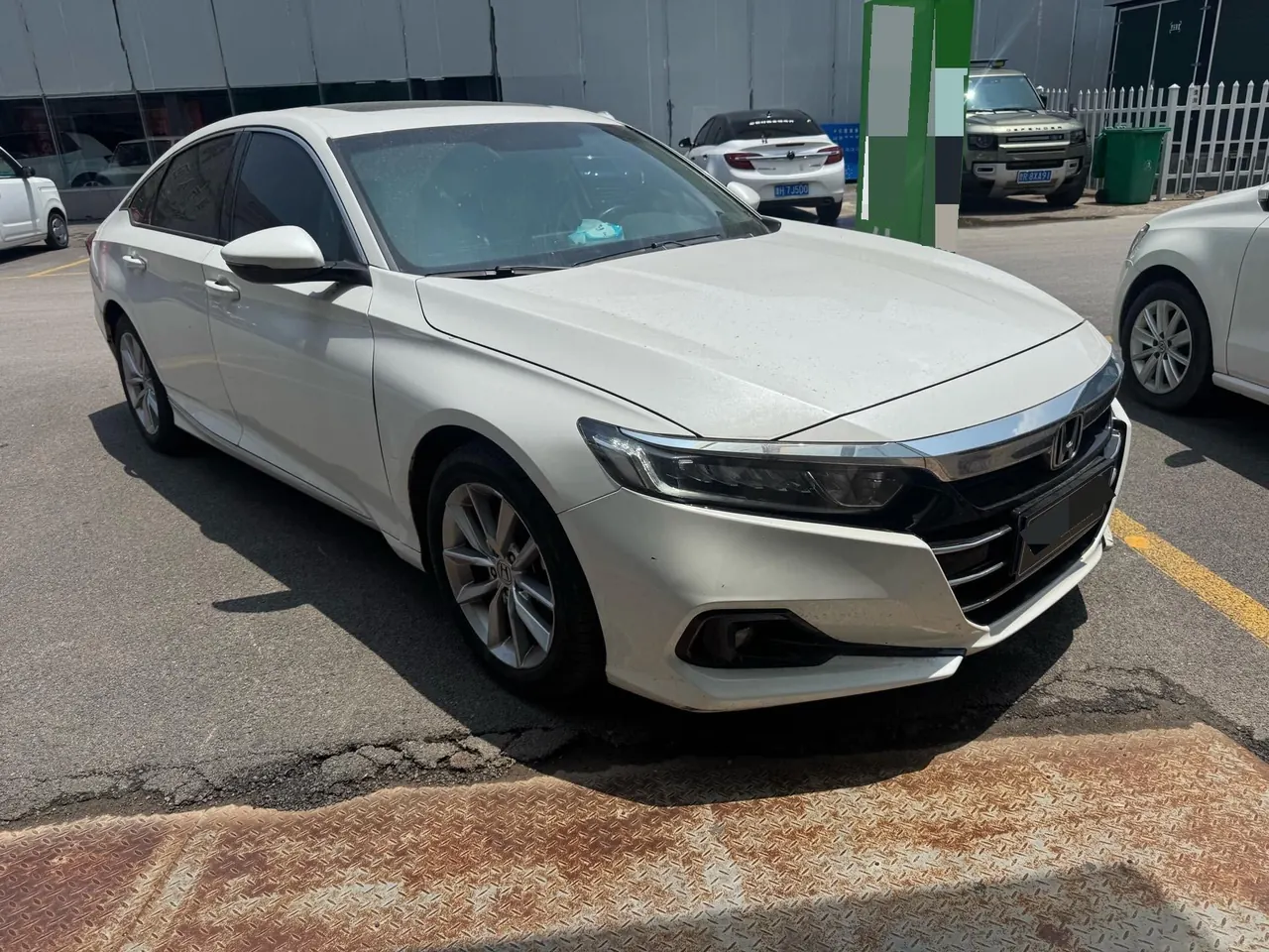 Honda 2022 10th Generation Accord 1.5T Stepless 260TURBO Deluxe Automatic Gear 3