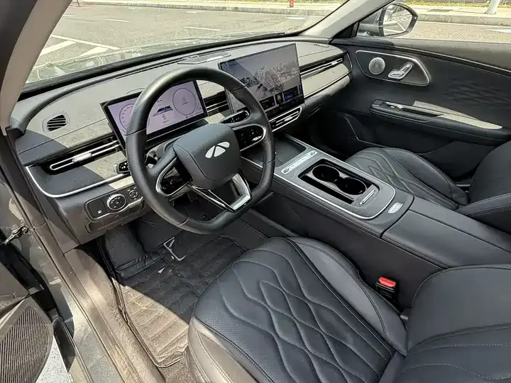 Fengyun A8L 2025 1.5TGDI 145km Standard 8