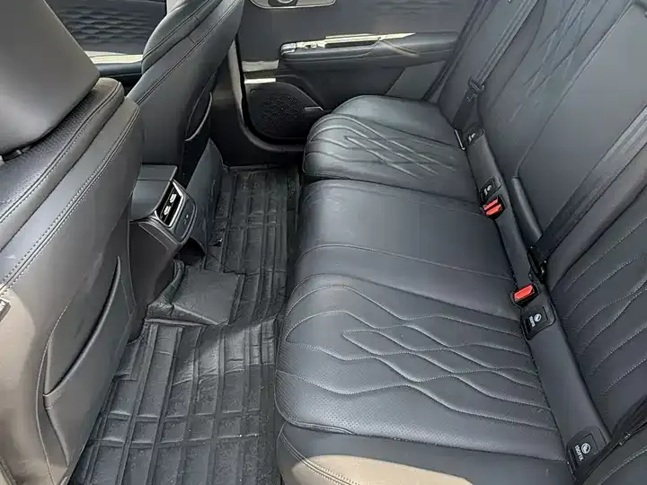 Fengyun A8L 2025 1.5TGDI 145km Standard 9