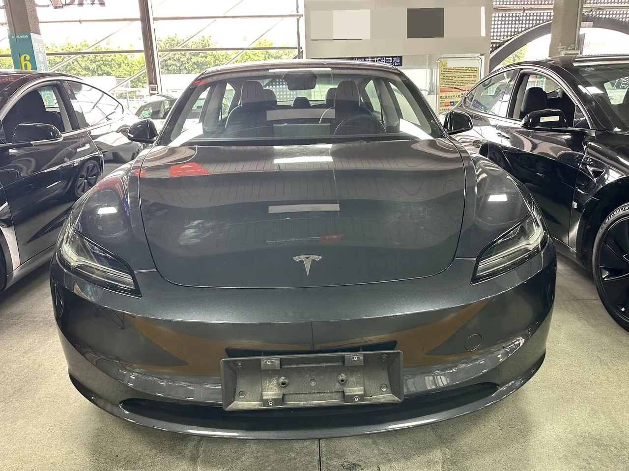 Tesla 2023 Model 3 Rejuvenation Edition Rear Wheel Drive Automatic Transmission 2