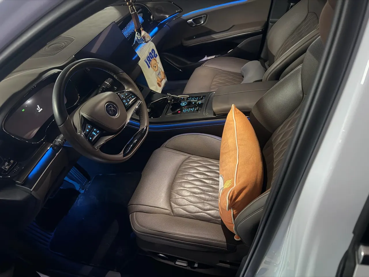 BYD 2020 Han Super Long Endurance Edition Noble Automatic Transmission 5