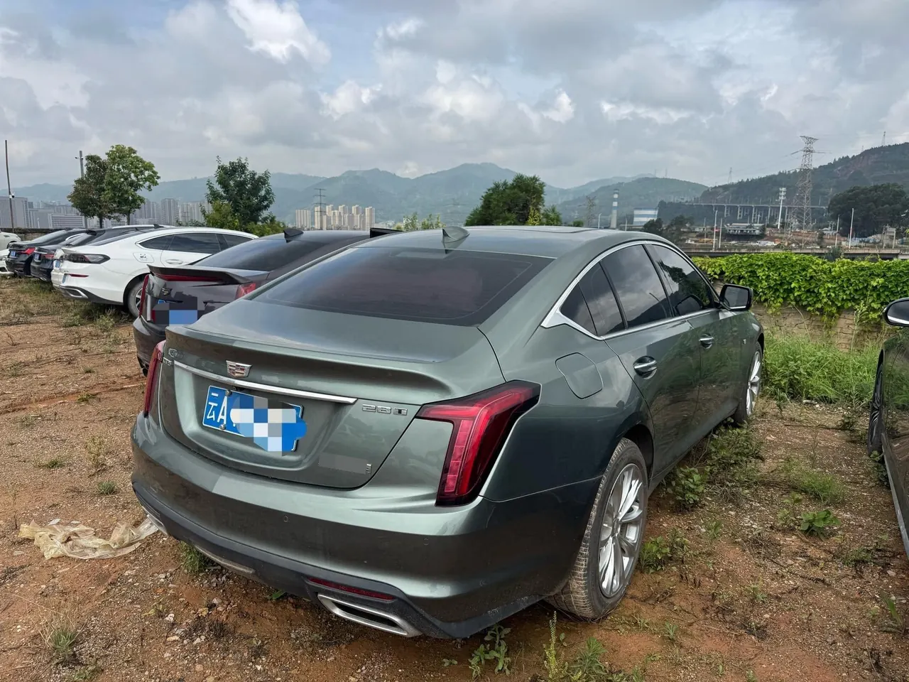 Cadillac 2023 CT5 2.0T 28T Luxury (Standard Edition) Automatic Gear 8