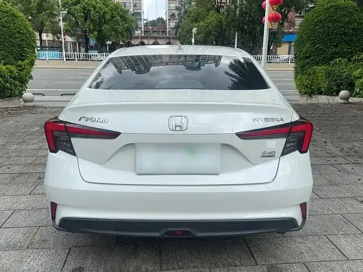 Model 2022 240TURBO CVT Technology Edition 4