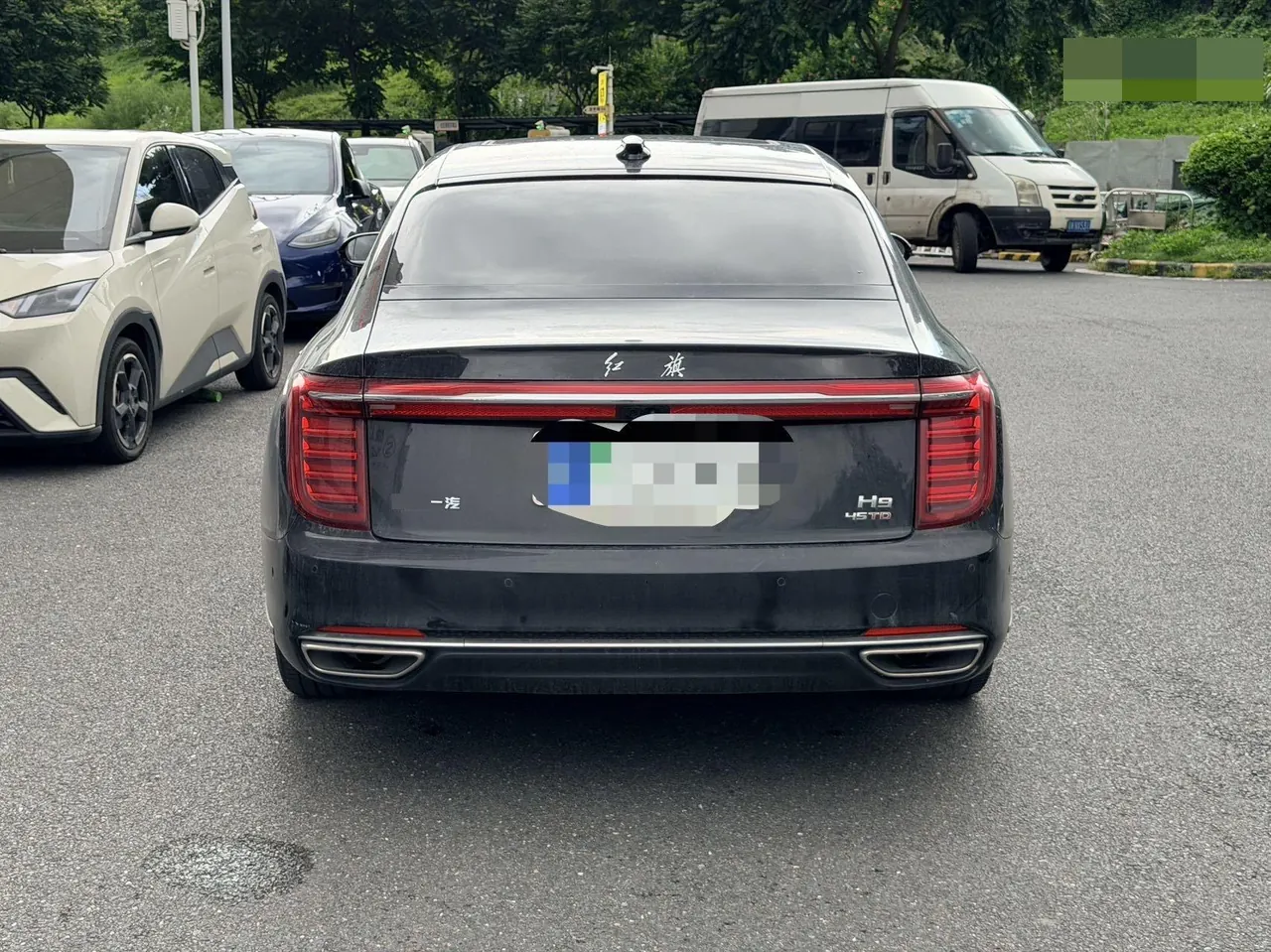 HongQi 2020 H9 48V 2.0T Zhilian Qi Chang Edition Automatic Gear 3