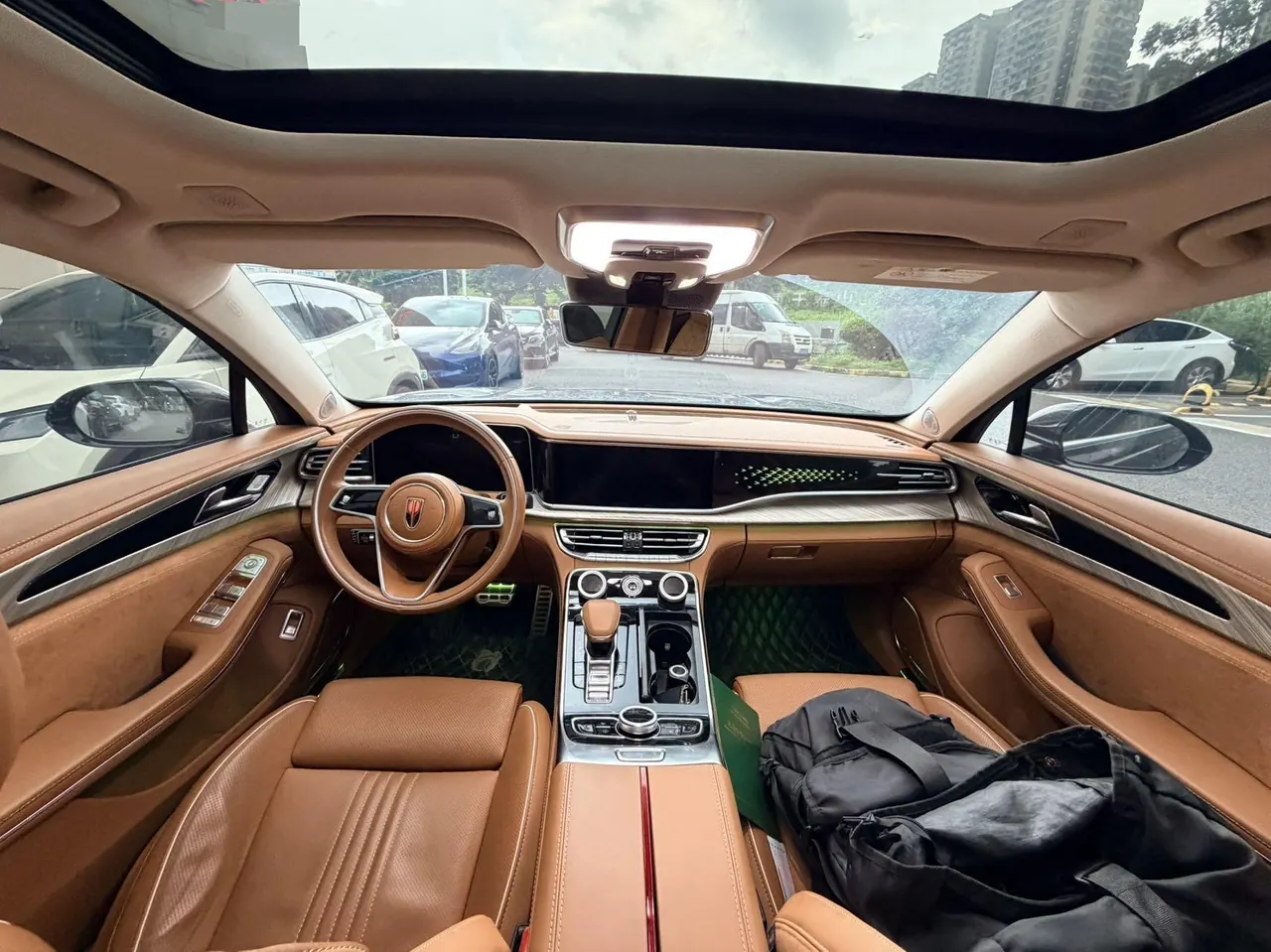 HongQi 2020 H9 48V 2.0T Zhilian Qi Chang Edition Automatic Gear 6