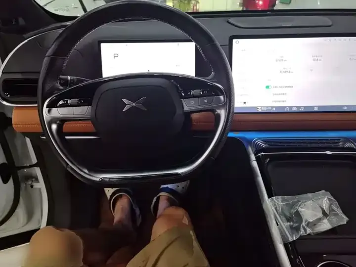 Xpeng G9 2022 702 Max 6