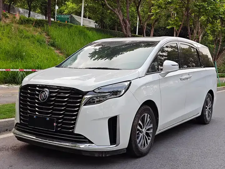 Buick GL8 2023 ES Lu Zun Comfort - View 1