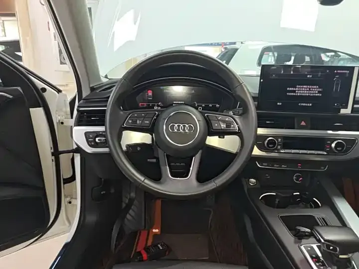 Audi A4L 2023 40 TFSI Fashion Dynamic 11