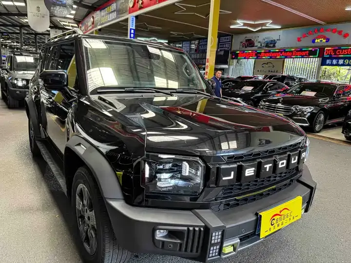 Jetour Traveler 2023 1.5T Two-Drive Discovery PRO 3