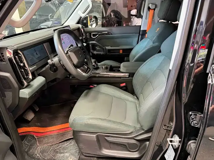 Jetour Traveler 2023 1.5T Two-Drive Discovery PRO 5