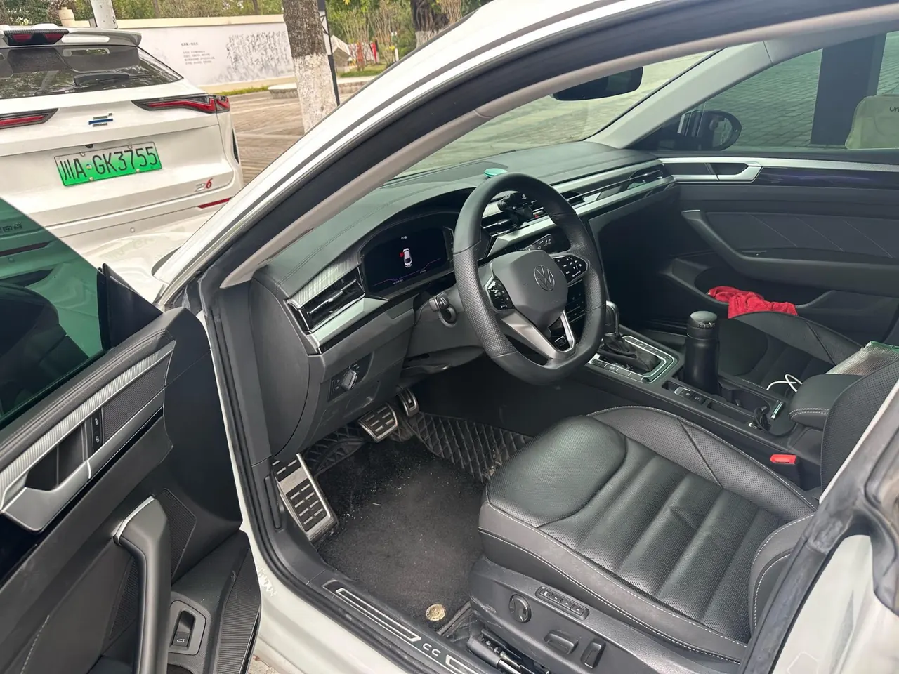 Volkswagen 2023 CC 2.0TSI 380TSI eye-catching automatic gear 3