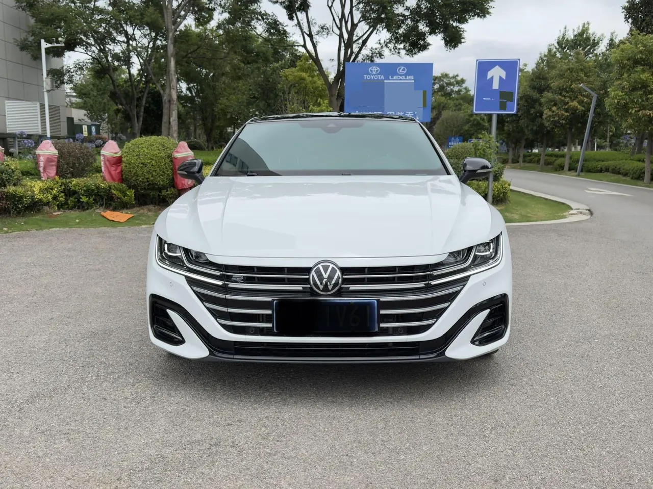 Volkswagen 2023 CC 2.0TSI 380TSI eye-catching automatic gear 2