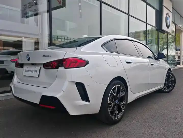 BMW 2 Series 2025 225L M Sports Suit 12