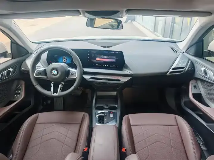 BMW 2 Series 2025 225L M Sports Suit 4