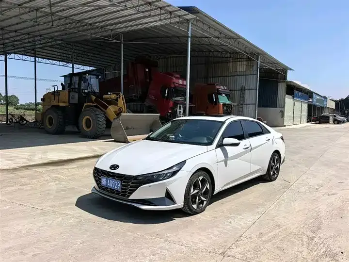 Elantra 2021 1.5L CVT GLX Elite Edition - View 1