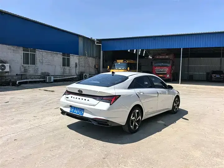 Elantra 2021 1.5L CVT GLX Elite Edition 4