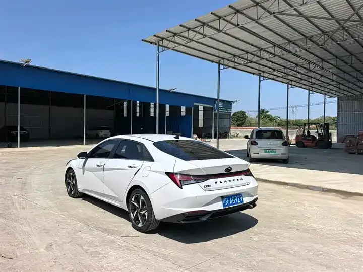 Elantra 2021 1.5L CVT GLX Elite Edition 5