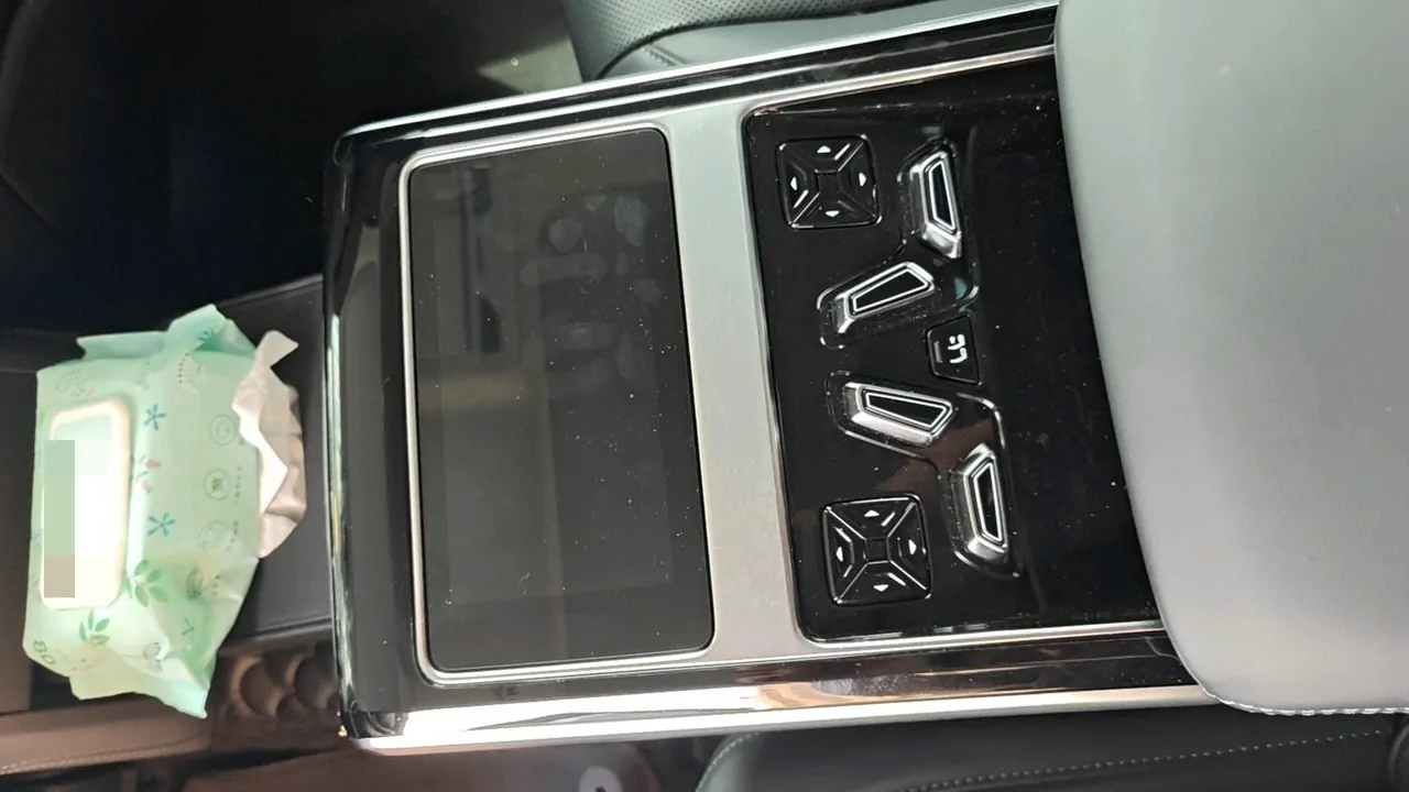 Audi A8L (Imported) 2023 A8L 48V 3.0TFSI 50TFSI Quattro Automatic Gear Selection 8