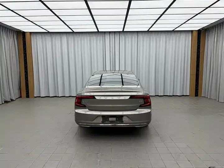 Volvo S90 2021 B5 Zhiyi Deluxe Edition 8