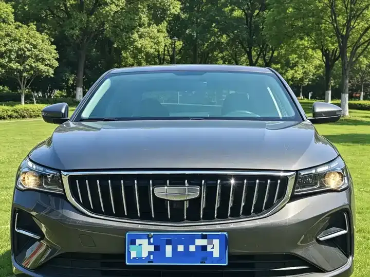 Emgrand 2025 4th Generation 1.5L CVT Longteng Edition 8