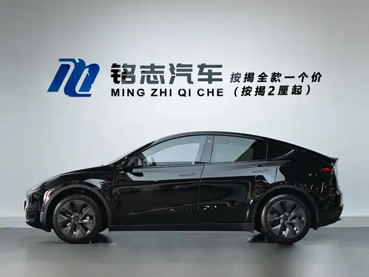 Model Y 2023 rear-wheel drive version 8