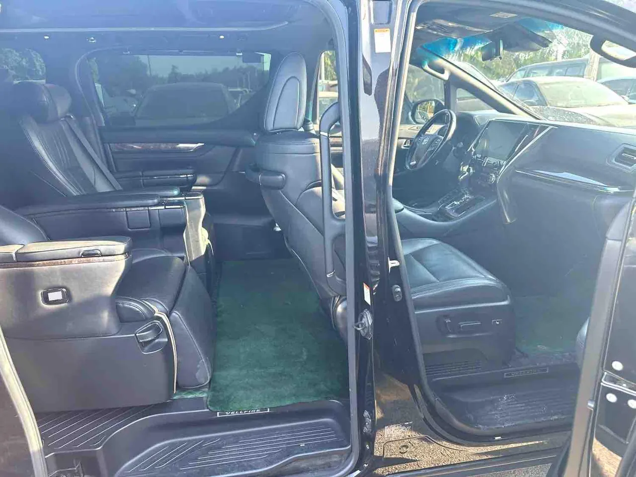 Toyota Wilfa (Imported) 2020 Wilfa 2.5 Stepless HV Deluxe Edition Automatic Gear 3