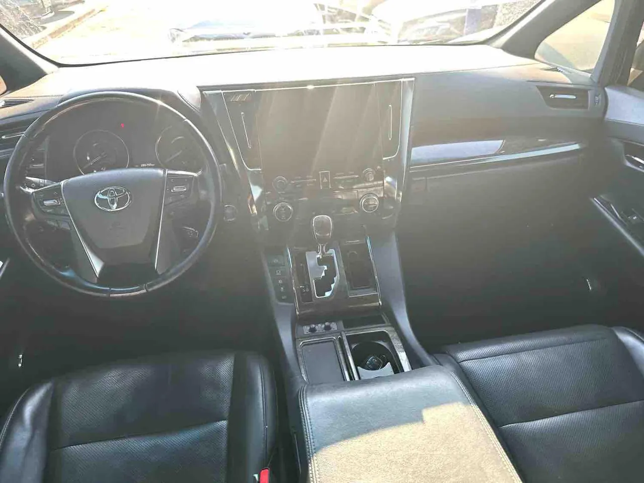 Toyota Wilfa (Imported) 2020 Wilfa 2.5 Stepless HV Deluxe Edition Automatic Gear 4