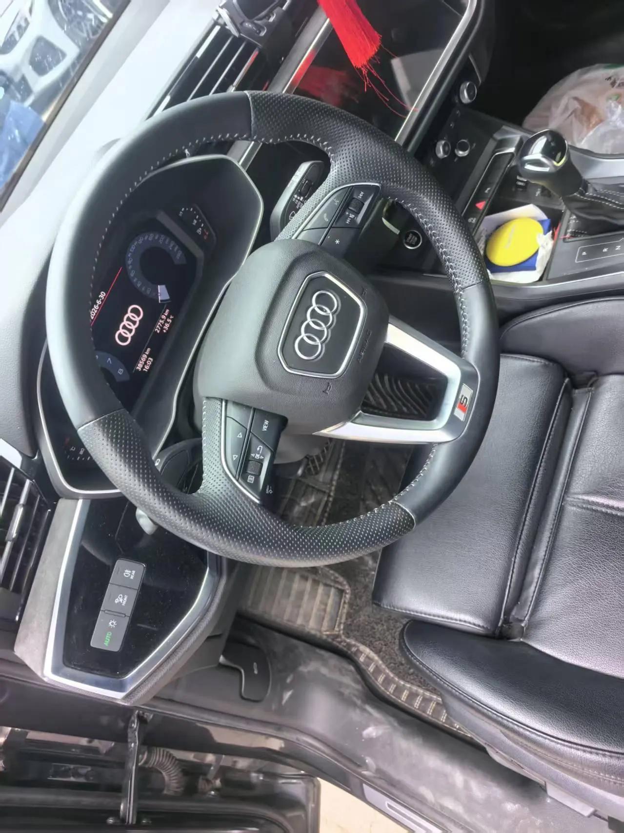 Audi 2020 Q3 Sportback 1.4TFSI 35TFSI aggressive automatic gear 5