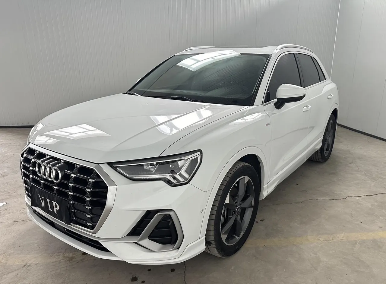 Audi 2023 Q3 1.4TFSI 35TFSI Fashion Dynamic Automatic - View 1