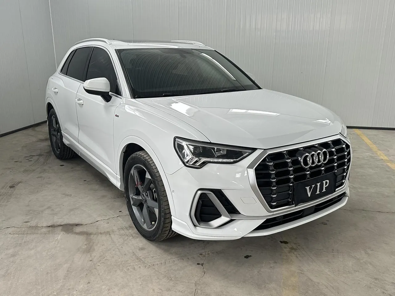 Audi 2023 Q3 1.4TFSI 35TFSI Fashion Dynamic Automatic 3