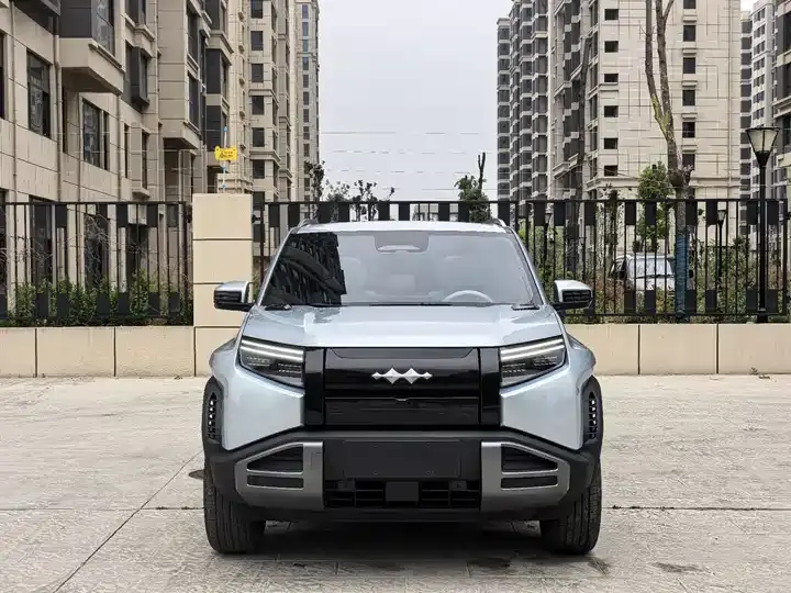 Titanium 3 2025 501KM Rear Drive Max Edition 2