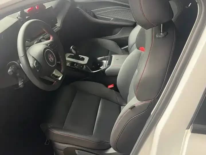 MG5 2023 300TGI DCT Premium Edition 9