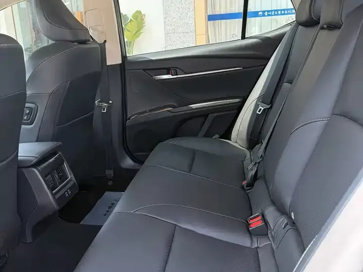 Camry 2024 2.0G Premium Edition 5