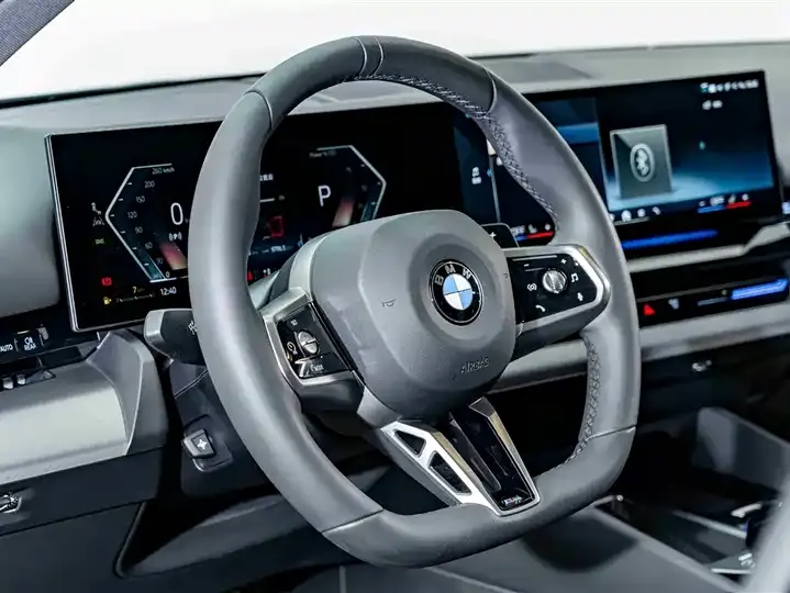 BMW 5 Series 2024 525Li M Sports Suit 10