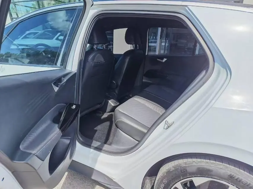 Volkswagen 2023 ID. 3 Pure Smart Edition Automatic Transmission 4