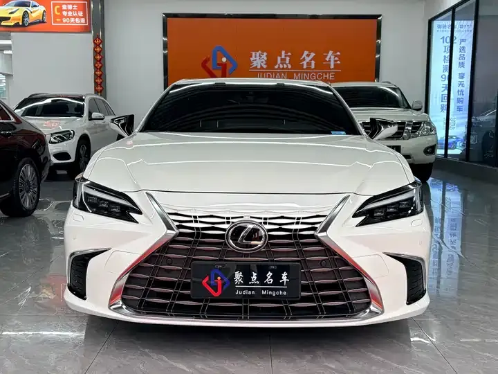 Lexus ES 2025 Model 200 Prestige Edition 2