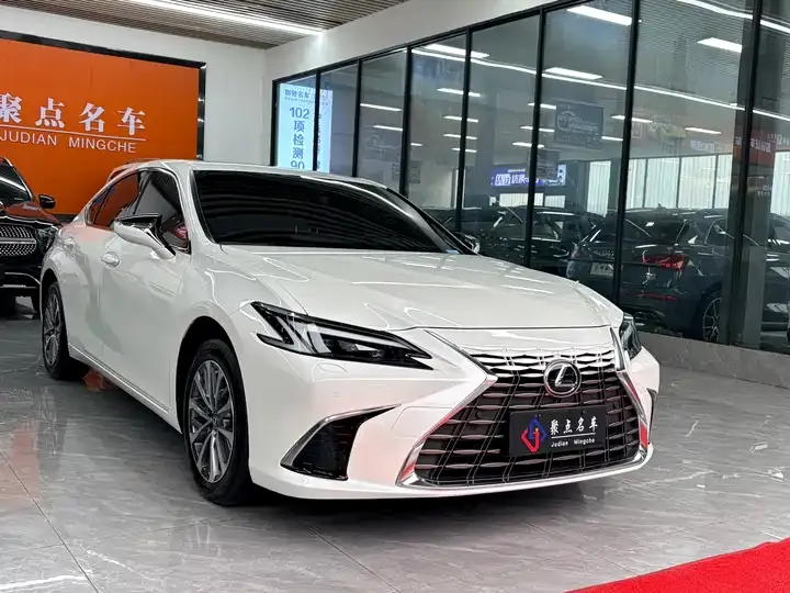Lexus ES 2025 Model 200 Prestige Edition 3