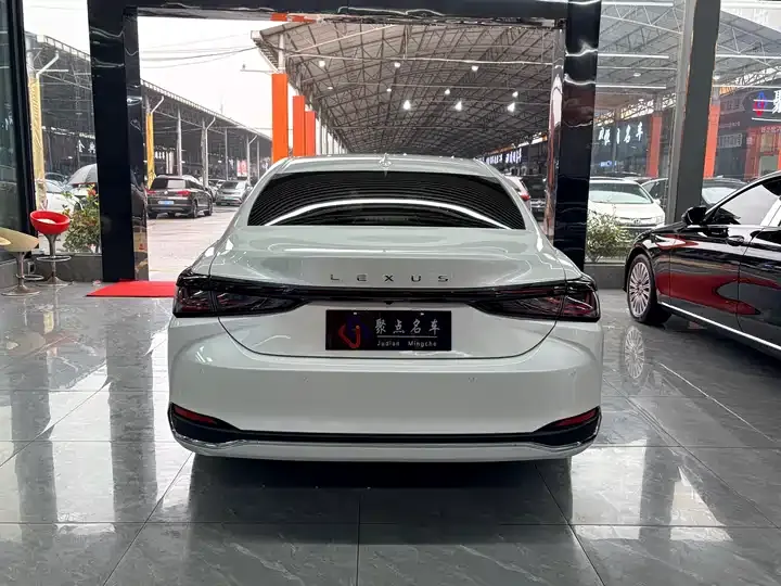 Lexus ES 2025 Model 200 Prestige Edition 5