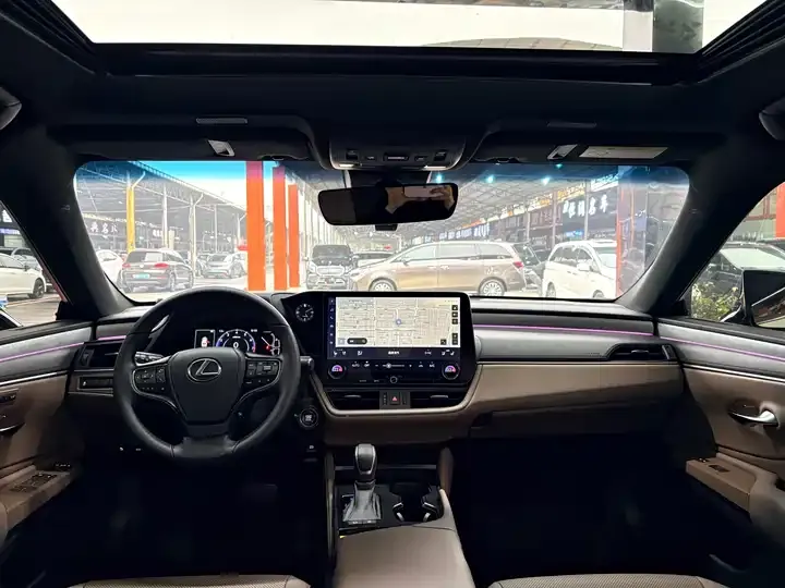 Lexus ES 2025 Model 200 Prestige Edition 9