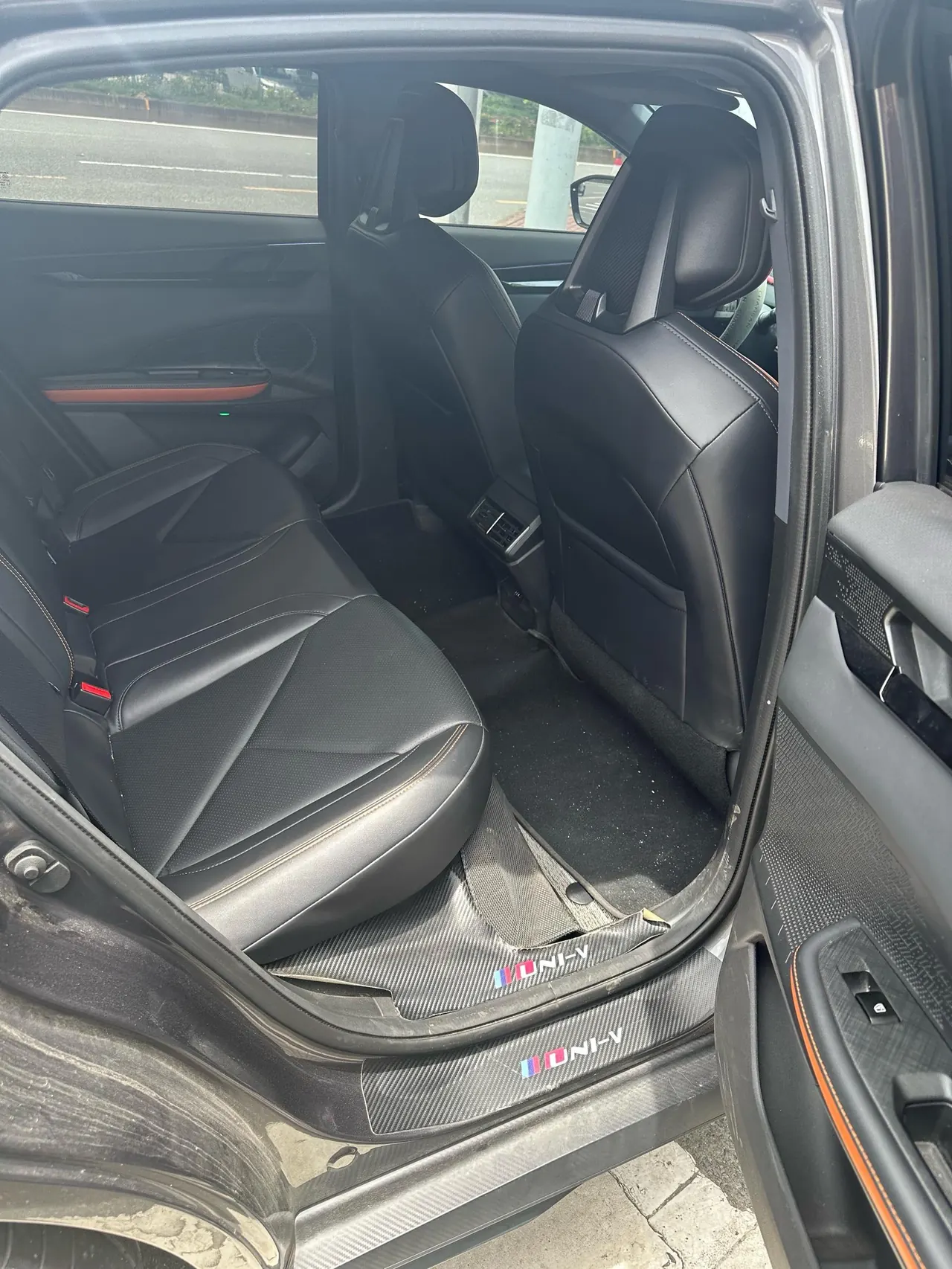 ChangAn 2023 UNI-V Smart Electric iDD 1.5T 113km Smart Fun (Fast Edition) Automatic Gear 3
